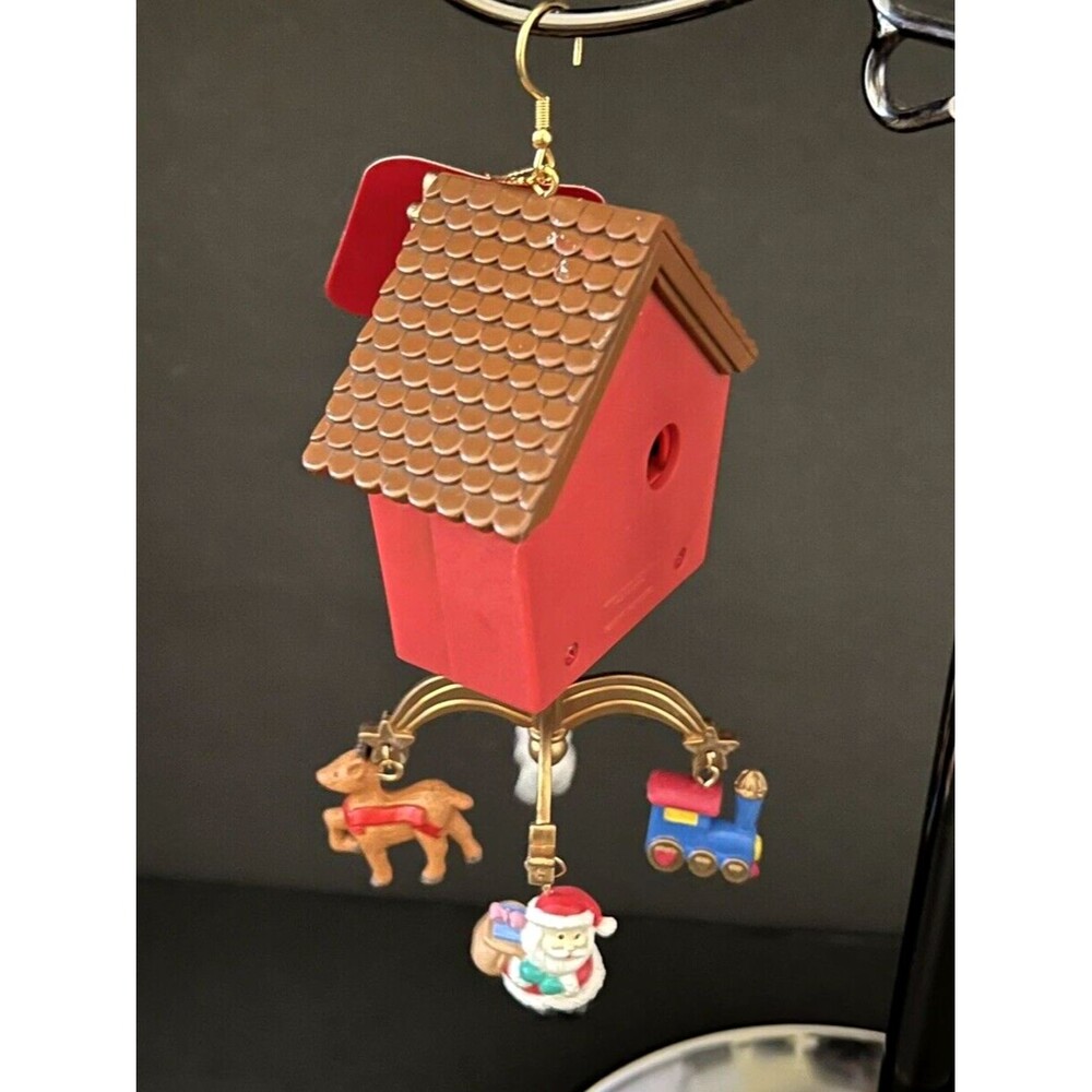 Christmas Traditions Deluxe Solar Motion Ornaments Cuckoo Clock & Toy Shop Kmart - Picture 6 of 11